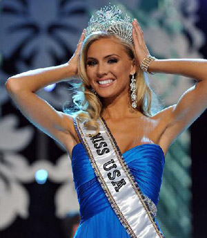 Kristen Dalton from North Carolina was crowned as Miss America 2009 in Las Vegas.