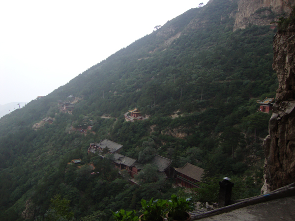 The view of the Taoist temples from the Bedroom Palace on Hengshan.