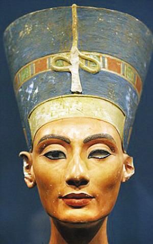 True beauty: A bust of Queen Nefertiti of Egypt who is considered one of history's most stunning women.[CCTV.com]