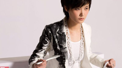 Hot pop singer Li Yuchun's style in latest album