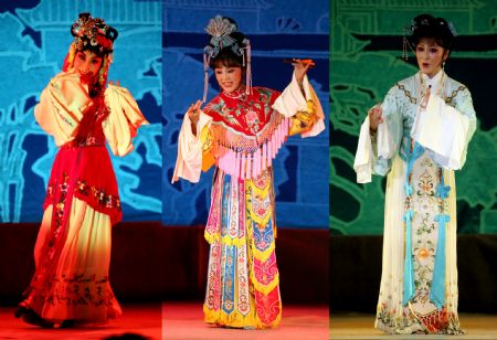 Combo photo taken on Aug. 25, 2009 shows the actresses of varied Chinese opera perform 'Romance of the Western Chamber' during a Chinese opera joint performance held in Yongji City, north China's Shanxi Province. 