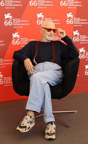 Italian director Mario Monicelli of 94 years of age is pictured ahead of the 66th Venice International Film Festival at Venice Lido, on Sept. 2, 2009. The 66th Venice International Film Festival will be inaugurated later Wednesday.