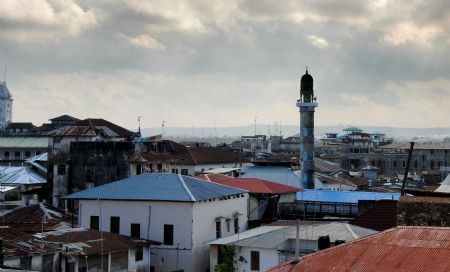 Photo taken on Sept. 2, 2009 shows a view of Zanzibar Stone Town in Tanzania.[Xu Suhui/Xinhua]