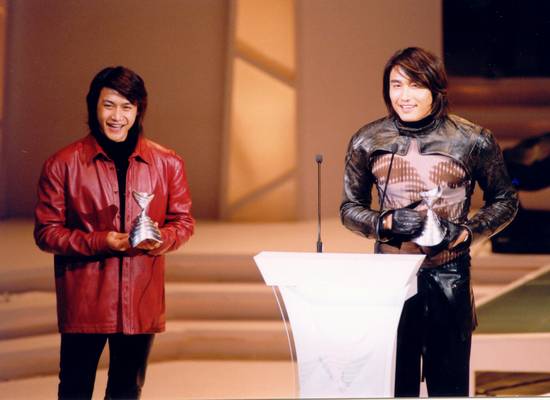 The first China Fashion Carnival was held in 2001 in Shanghai.