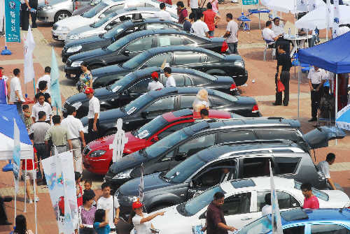 Private cars entered Chinese people's families. There were about 42 million private cars toward the end of 2008.