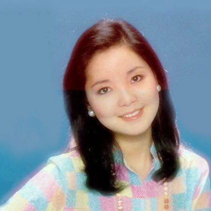 At the end of the 1970s, due to the opening-up policy, young people began listening to pop music from Taiwan and Hong Kong in secret. Teresa Teng was one of their favorites.