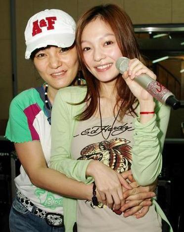 Angela Chang and her mother.