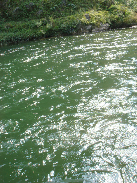 The photo taken on September 7, 2009, shows a scene along the Mengdong River. [Photo: CRIENGLISH.com/ Duan Xuelian]