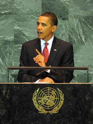 U.S. President Barack Obama addresses the general debate at the UN headquarters in New York, Sept. 23, 2009. (Xinhua/Shen Hong)