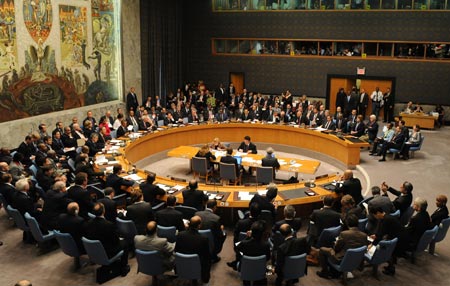 Participants take part in the Summit on Nuclear Non-Proliferation and Nuclear Disarmament at the UN headquarters in New York, the United States, Sept. 24, 2009. The U.N. Security Council on Thursday unanimously adopted a resolution to stop the proliferation of nuclear weapons in a bid to seek a safer world for all, and to create conditions for a world without nuclear weapons. (Xinhua/Shen Hong) 