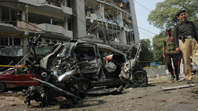 Car bomb blast kills 5 in Pakistan