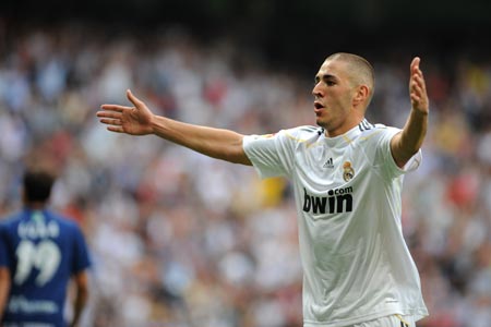 Karim Benzema celebrates a goal during a game against Tenerife at home in the Spanish Primera Liga on Sept. 26, 2009. Real Madrid beat Tenerife 3-0. (Xinhua/Chen Haitong)