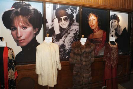 Various wardrobe items owned by Barbra Streisand are shown at a press preview of items from the auction 'The Collection of Barbra Streisand' in Beverly Hills October 12, 2009. [Xinhua/Reuters]