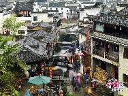 Wuyuan, known as the 'most beautiful countryside in China,' is home to at least 50 old villages.Wuyuan lies in the center of the 'tourist golden triangle' formed by the Yellow Mountain (Anhui Province), Mt. Lushan, and Jingdezhen, China's 'Porcelain Capital.' (Jiangxi Province). [Photo by Chen Yan]