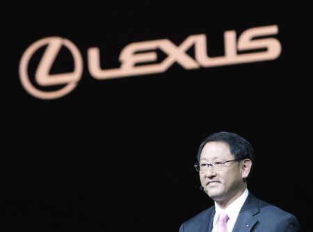 Toyota Motor Corp President Akio Toyoda speaks during a Lexus presentation at the 41st Tokyo Motor Show in Chiba, east of Tokyo October 21, 2009.[Xinhua/Reuters]