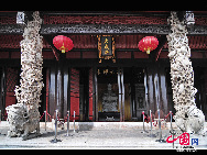 Confucian temple is a temple devoted to the memory of Confucius and the sages and philosophers of Confucianism. There are numerous Confucian Temples of various sizes all over the county.A Confucian Temple has been kept intact in Anshun, Guizhou Province in southwestern China. Now it has been turned into a museum to display the colorful culture of ethnic groups in the provinces.[Photo by Liu Guoxing] 