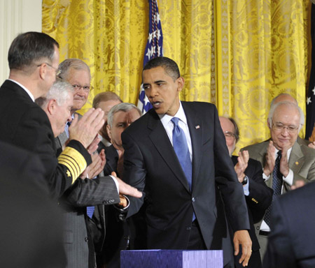 U.S. President Barack Obama on Wednesday signed a 680-billion-U.S.-dollar defense authorization bill, and said that there is still too much waste in overall Pentagon spending.