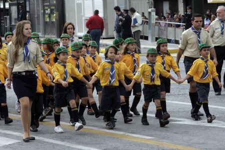 Students parade in central Athens, capital of Greece, Oct. 28, 2009. Greeks celebrated on Wednesday the 69th anniversary of the country's entry into World War II, commemorating the heroes who fought against the Nazis Germany and fascistic Italy.(Xinhua/Marios Lolos)