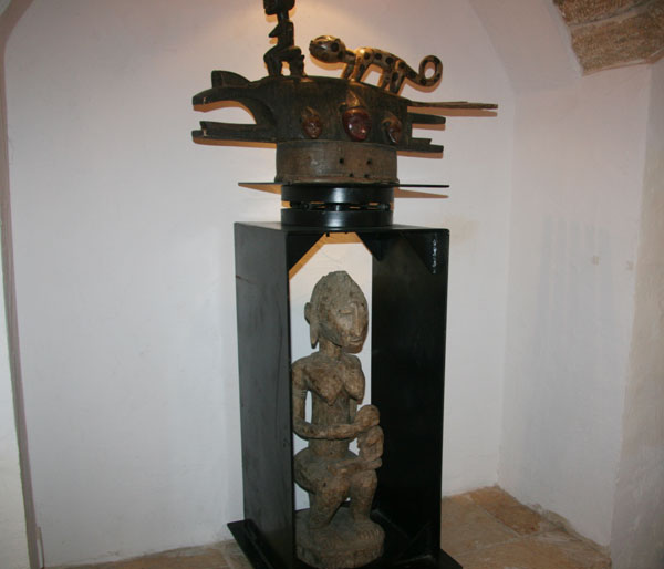 An artistic item on display at the Ilana Goor Museum. The museum is located in the heart of Old Jaffa, Israel in a restored, mid 18th century house which used to serve as a seaside inn for pilgrims who sought shelter on their way to Jerusalem. 