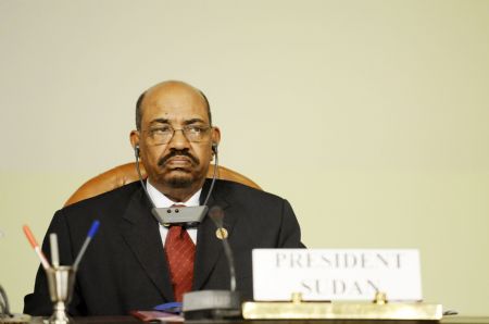 Sudanese President Omar Hassan Ahmad al-Bashir attends the ministerial meeting of the Forum on China-Africa Cooperation (FOCAC) in the Egyptian Red Sea resort of Sharm El-Sheikh on November 8, 2009.[Xinhua]