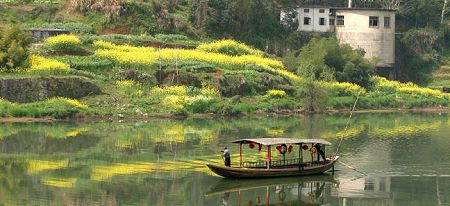 Yuliang Dam is the unique well-preserved overflow stone dam in China. It was built by laying well fitted solid stones to tame the river.