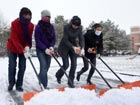 Beijing traffic struggles with snow