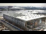 With the progress of construction, pavilions at Shanghai 2010 World Expo in various shapes are unveiled in succession. It is reported that the whole park will be basically completed at the end of this year.[sina.com.cn]