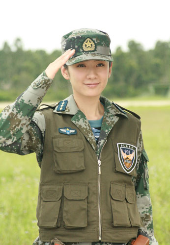 Actress Huang Yi plays a captain-ranking jet maintainer in the upcoming Chinese film 'Jian Shi Chu Ji' (literally 'J-10's Sortie'), which focuses on pilots of China's homemade J-10 fighter jet. The film is slated to open in theaters later this month. [CFP]