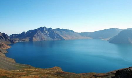 Riyue Mountain (Sun-and-Moon Mountain), part of the Qilian Mountain Range, is located in the west of Huangyuan County, Qinghai Province. In the past, it was a vital communications center between central China and the southwest frontiers as well as the west regions. (Photo: Global Times)