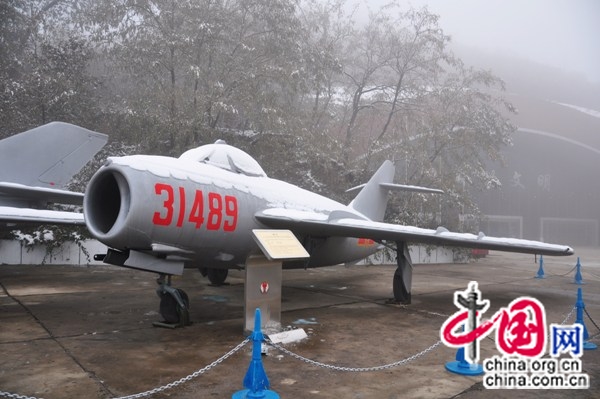The J-5, the first-generation Chinese-made subsonic fighter jet, modelled on the Soviet MiG-15, made its debut in the Korean War. [Maverick Chen / China.org.cn]