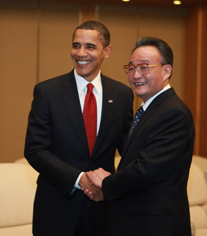 Wu Bangguo, chairman of China&apos;s National People&apos;s Congress Standing Committee, meets with U.S. President Barack Obama at the Great Hall of the People in Beijing, capital of China, on Nov. 17, 2009.[Ju Peng/Xinhua] 