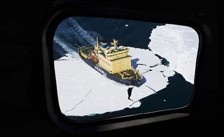 The Russian flagged icebreaker cruise ship Kapitan Khlebnikov is seen from the air near Antarctica in this undated photo released November 16, 2009 by the travel company Quark Expeditions, which organised the trip.[Xinhua/Reuters]