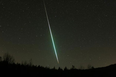 Leonid meteor shower around the world