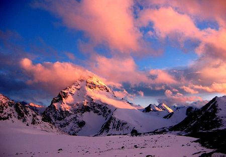 Bogda Snow Mountains, not far from Ürümqi in Xinjiang Uygur Autonomous Region