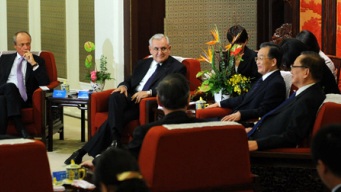 Chinese premier congratulates EU top leaders elected