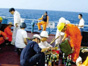 Chinese sailors hailed as heroes 