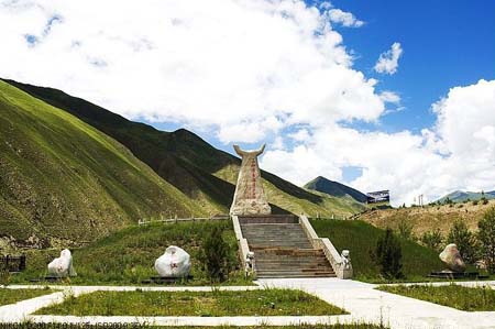  Photo shows a view of the Princess Wen Cheng's Hot Spring in Yushu Tibetan Autonomous Prefecture, Qinghai Province. (Photo: Global Times)