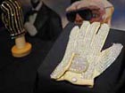 Michael Jackson's glove sold for US$35,0000