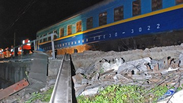 At least 25 people have been killed and 87 others injured in a derailment of a Russian express train on Friday, local media quoted emergency officials as saying.