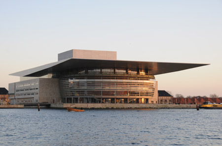 Photo taken on Nov. 22, 2009 shows the Copenhagen Opera House in Copenhagen, capital of Denmark. The United Nations climate summit is scheduled from Dec. 7 to Dec. 18 in Copenhagen. (Xinhua/Zhao Changchun)