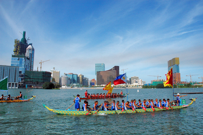 Several teams take part Dragon Boat Races at the Nam Van Lake. The lakeside area has seen rapid development in recent years.