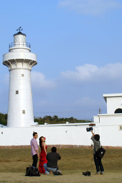  The lighthouse situated in the park is the largest one in the Far East area. [CRI]