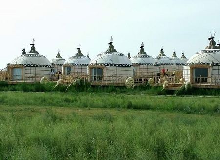 Gongger Grassland is the Mongolian grassland closest to Beijing, combining beautiful natural landscape and fascinating Mongolian folk culture. The grassland is located in Keshiketeng Banner, boasting one of the world's two remaining forests of Korean spruce wood, which is regarded as a 'living fossil'. [Globaltimes.cn]