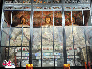 Fengdu County is a county of Chongqing Municipality in China. There are 75 Buddha and Tao temples in the town of Fengdu, most of them gathered on a famous hill named Ming Mountain. Fengdu is the only ghost city in China. The temples are all over the mountain with many statues. [Photo by Jia Yunlong]