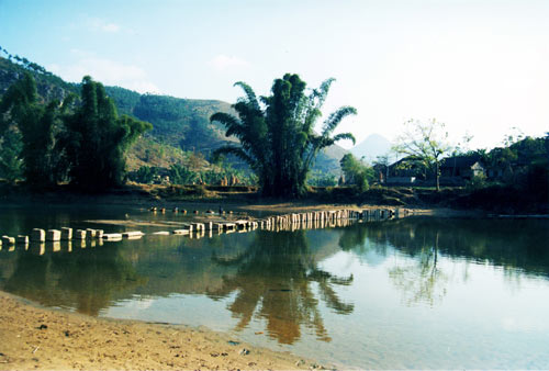 The photo shows the scenery in Luodian Country,Guizhou. [China.org.cn] 