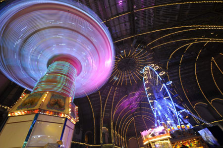 General view of a giant ferris wheel inside Paris&apos; Grand Palais as part of holiday activities in the French capital December 17, 2009.