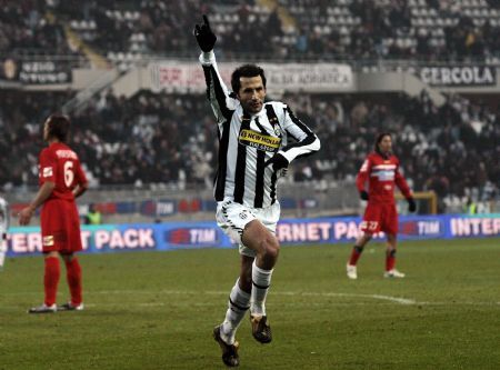 Juventus&apos; Hasan Salihamidzic celebrates after scoring against Catania during their Italian Serie A soccer match at the Olympic stadium in Turin December 20, 2009.