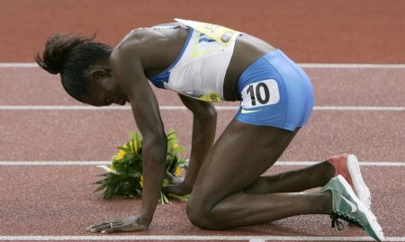 Pamela Jelimo of Kenya reacts after winning in the women&apos;s 800m event at the IAAF Golden League athletics meeting at the Letzigrund stadium in Zurich, August 29, 2008. [Xinhua/Reuters File Photo]