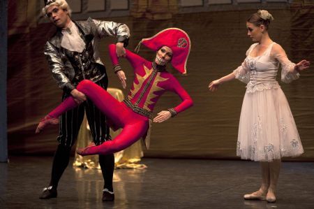 Dancers of the Classical Ballet of Moscow perform during 'El Cascanueces' ('The Nutcracker') by Peter Ilyich Tchaikovsky at Alameda theatre in Malaga, southern Spain, January 6, 2010.