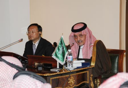 Saudi Foreign Minister Saud al-Faisal (R) and visiting Chinese Foreign Minister Yang Jiechi attend a joint press conference after their meeting in Riyadh, capital of Saudi Arabia, on Jan. 13, 2010. (Xinhua/Li Zhen)